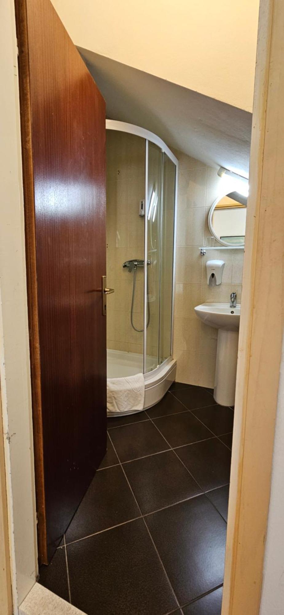 Guest house Konalic 3*