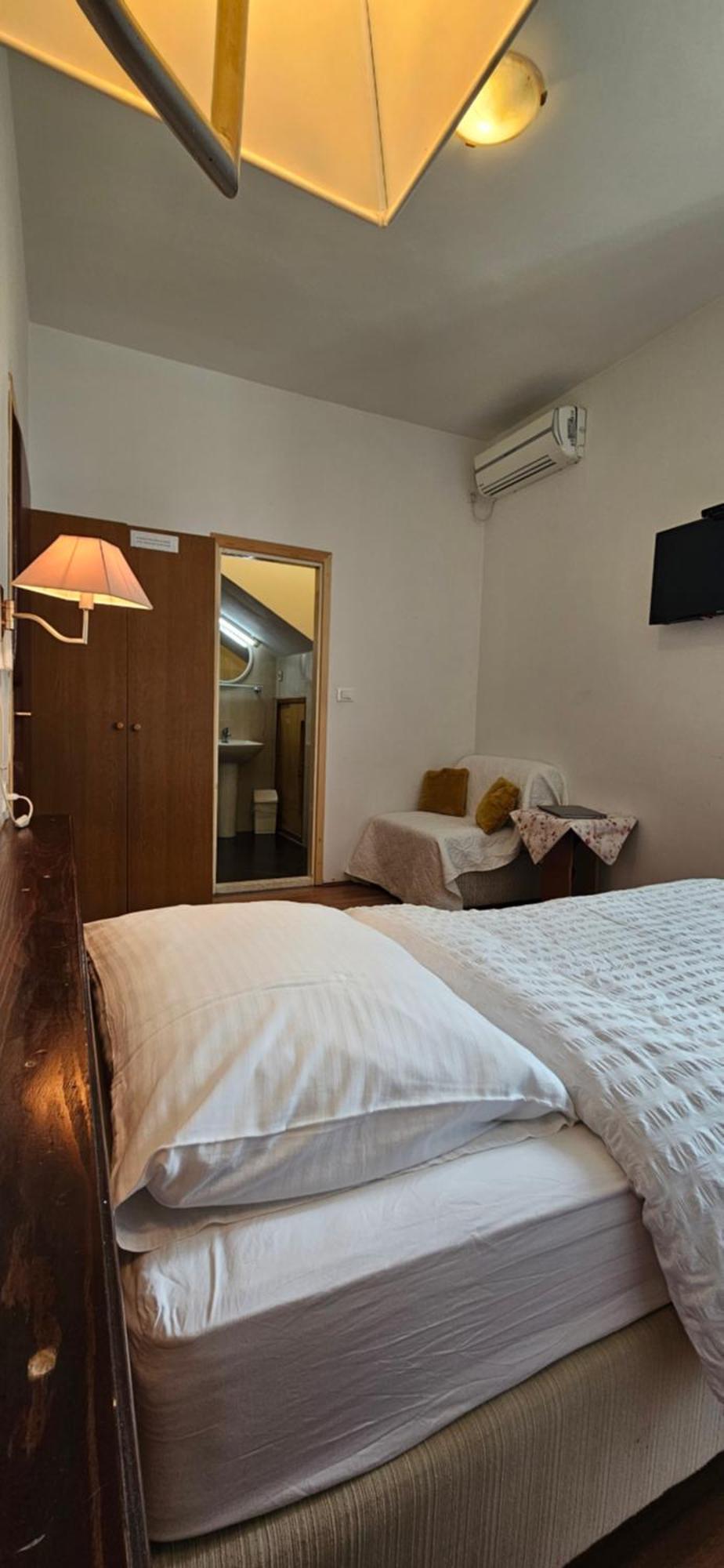 Konalic Guest house Mokosica
